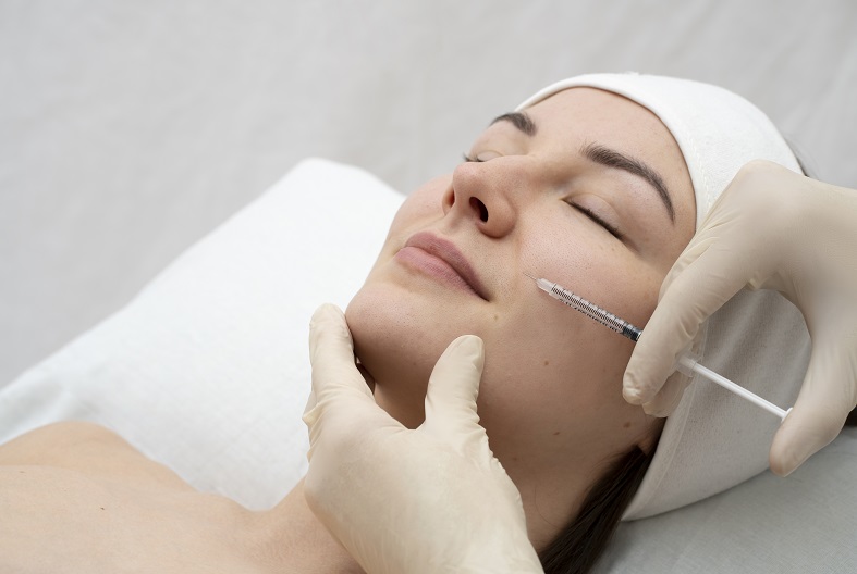 What to Know About Botox Injections: Pros and Cons